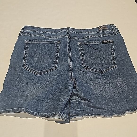 Seven7 denim 5 pocket jeans shorts - Picture 2 of 8
